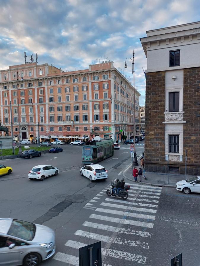 Vis Romae Luxury Apartments Eksteriør billede